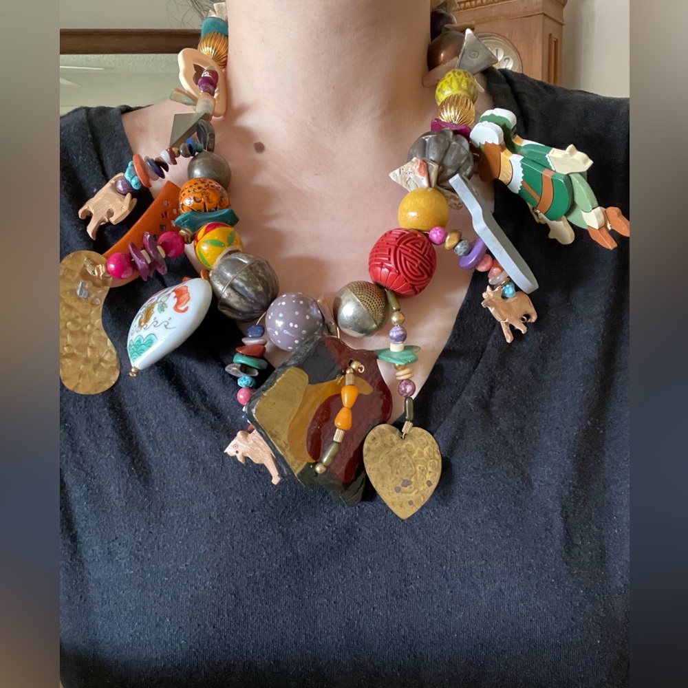 Vintage mixed material statement necklace